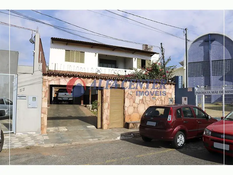 Sobrado com 3 Quartos à Venda, 251 m² por R$ 820.000 Rua 106-A - Setor Sul, Goiânia - GO