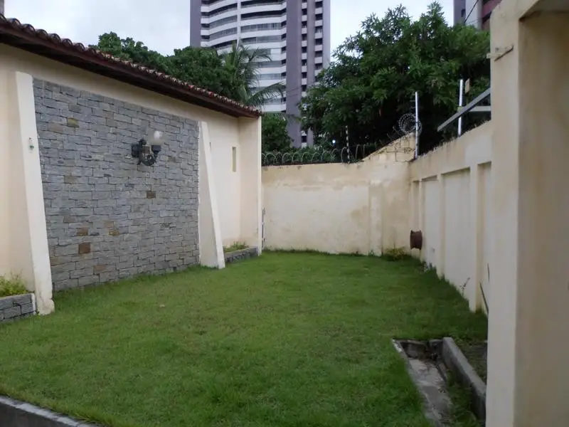 Casa com 3 Quartos para Alugar, 350 m² por R$ 1.500/Mês Rua Alfeu Aboim, 550 - Papicu, Fortaleza - CE