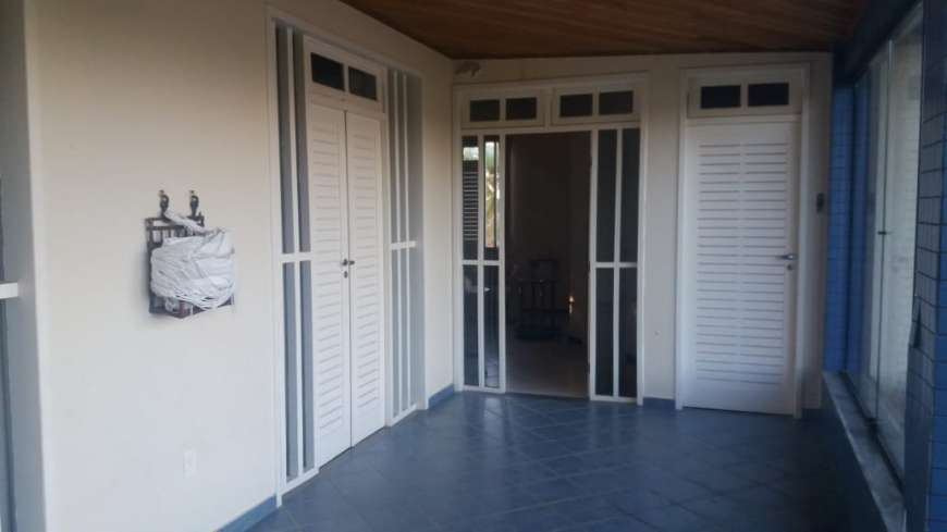 Casa com 6 Quartos para Alugar por R$ 8.000/Mês Mosqueiro, Aracaju - SE