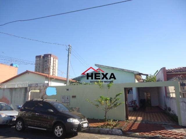 Casa com 3 Quartos à Venda, 350 m² por R$ 400.000 Rua 73, 156 - Setor Central, Goiânia - GO