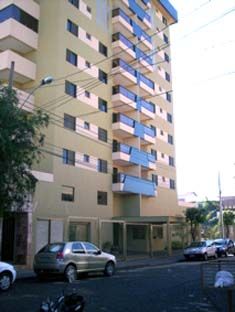 Apartamento com 4 Quartos para Alugar, 1 m² por R$ 3.300/Mês Maracanã, Uberlândia - MG