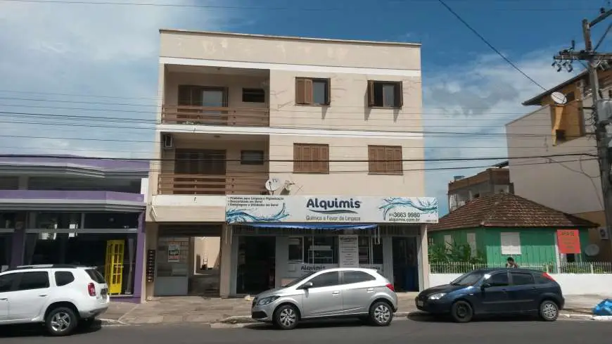 Apartamento com 1 Quarto para Alugar, 46 m² por R$ 450/Mês Rua Costa Gama, 721 - Sulbrasileiro, Osório - RS