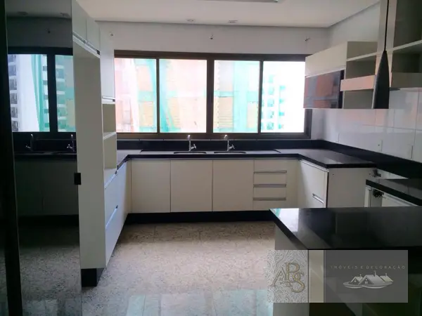 Apartamento com 4 Quartos à Venda por R$ 1.800.000 Travessa Vinte e Cinco de Agosto, 33 - Duque de Caxias II, Cuiabá - MT