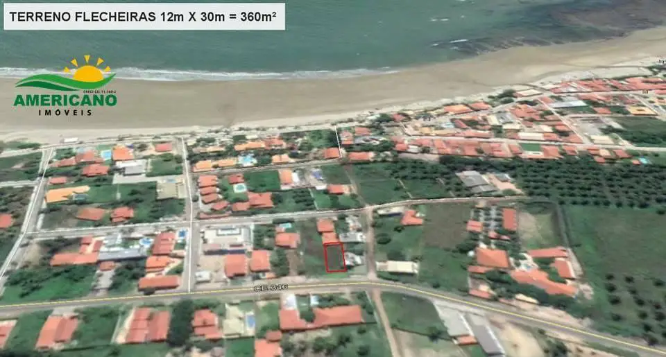 Vendo terreno na praia de Flecheiras, medindo 12m de frente para o asfalto e 30m---