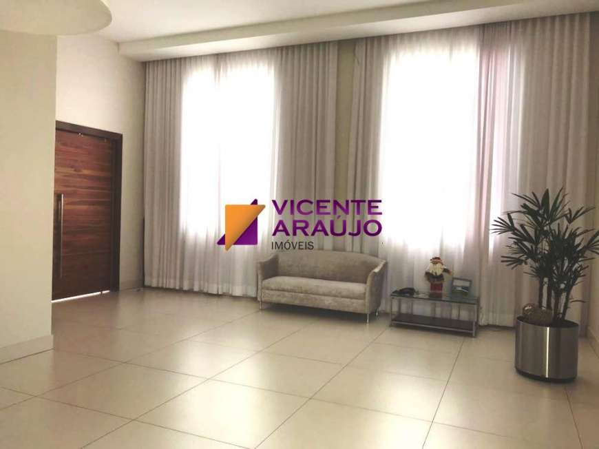 Casa com 4 Quartos para Alugar, 358 m² por R$ 4.000/Mês Residencial Montserrat, Betim - MG