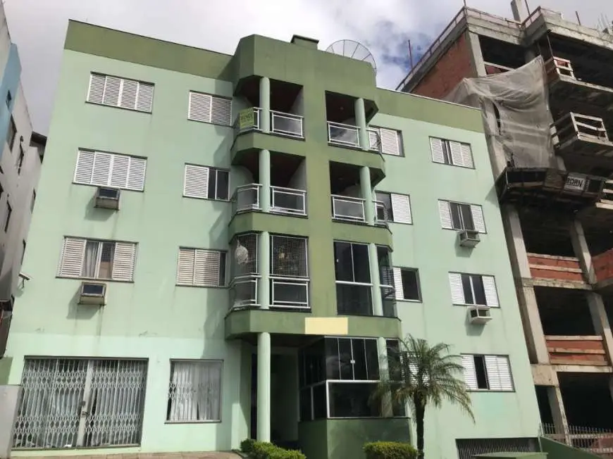 Apartamento com 3 Quartos à Venda, 88 m² por R$ 290.000 Jardim Itália, Chapecó - SC