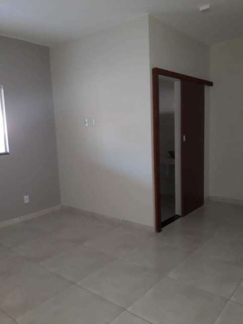 Casa com 3 Quartos à Venda, 167 m² por R$ 290.000 DF-150 - Setor Habitacional Contagem, Sobradinho - DF
