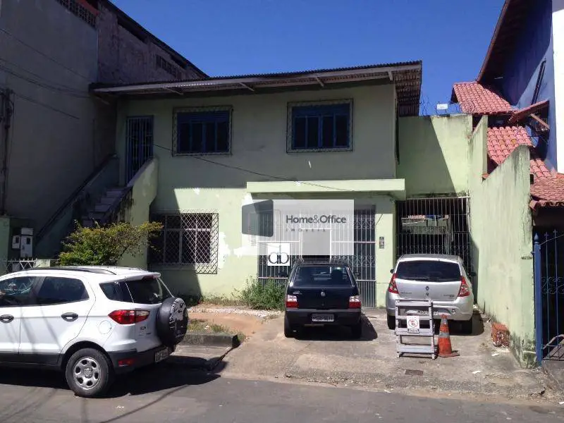 Casa com 4 Quartos à Venda, 200 m² por R$ 390.000 Glória, Vila Velha - ES