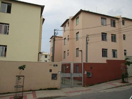 Apartamento com 3 Quartos para Alugar, 50 m² por R$ 700/Mês Rua Imbuia - Jardim Laguna, Contagem - MG