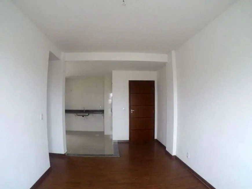 Apartamento com 2 Quartos para Alugar, 68 m² por R$ 1.200/Mês Aeroporto, Juiz de Fora - MG