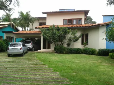 Casa de Condomínio com 3 Quartos para Alugar, 1000 m² por R$ 4.000/Mês Jacaré, Cabreúva - SP