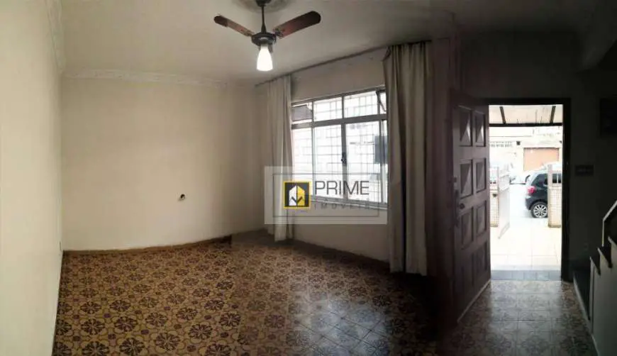 Casa com 2 Quartos para Alugar, 120 m² por R$ 2.000/Mês Rua Padre Donizeti - Vila Matias, Santos - SP