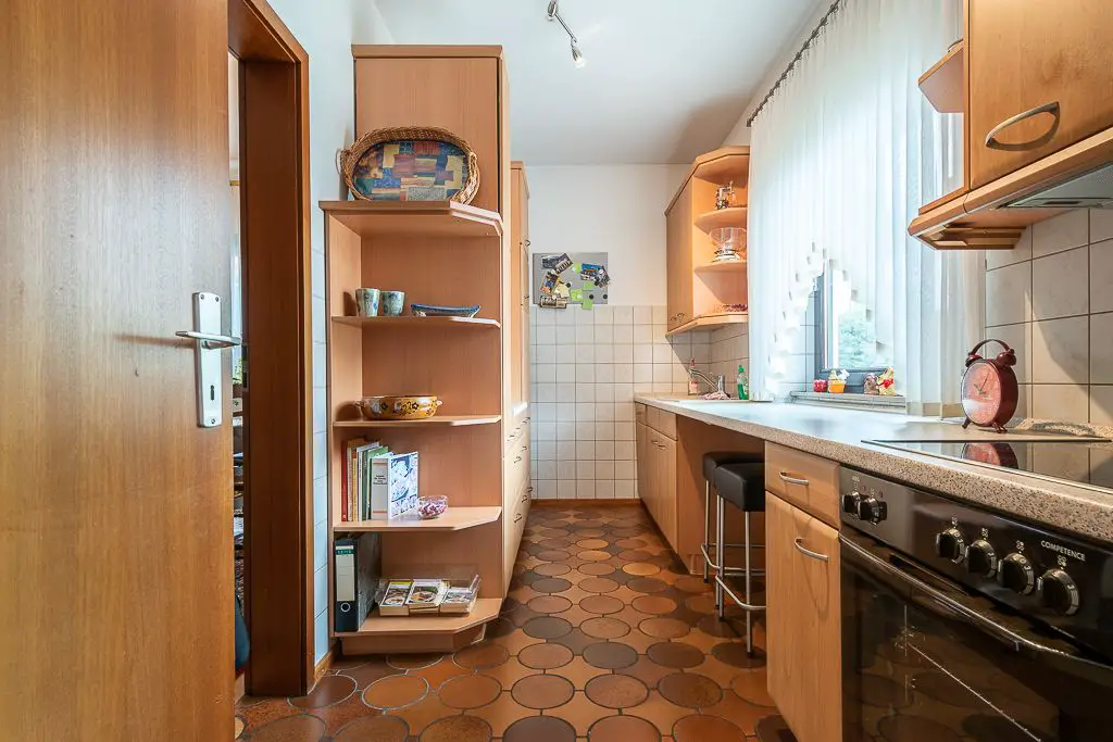 EG Küche -- BALANCE - Einfamilienhaus mit Garten und Garage in Waldmohr!