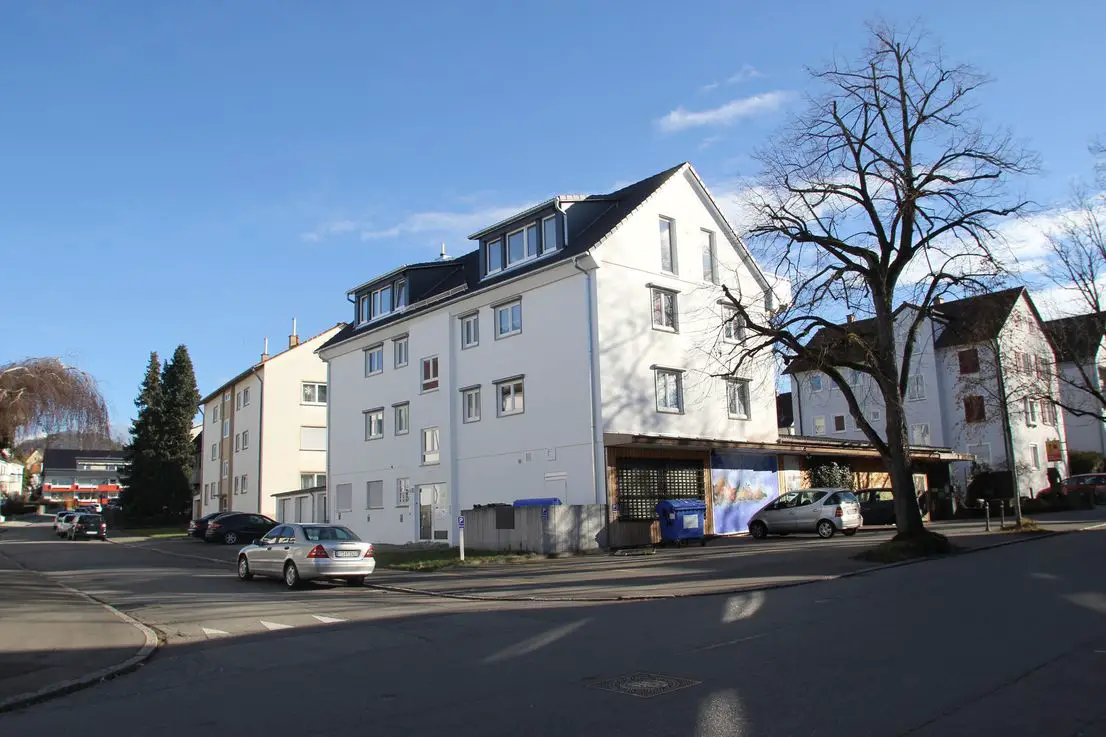 IMG 0053 -- Neuwertige 2,5-Zimmer Dachterrassenwohnung in Reutlingen, Stadtnach und ruhig mit 2 Balkonen