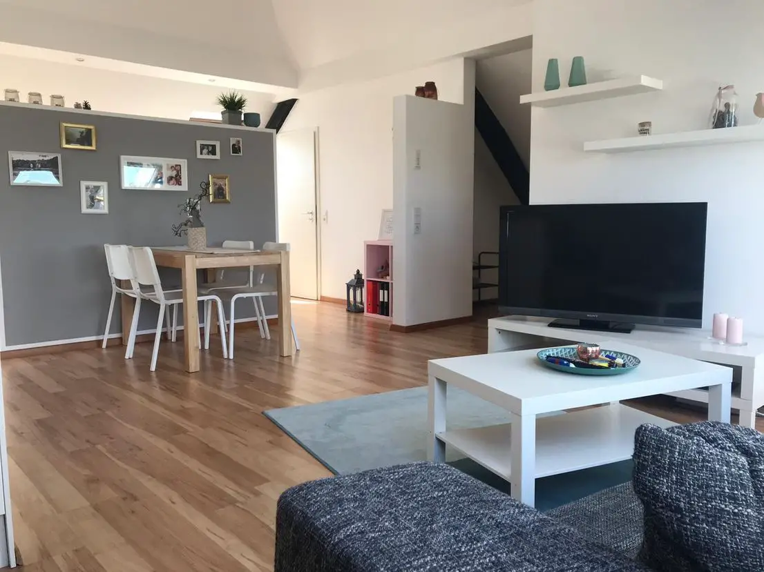 WhatsAppImage20190705at162508 -- Dachgeschoss Studio Wohnung in hochwertig renoviertem Altbau