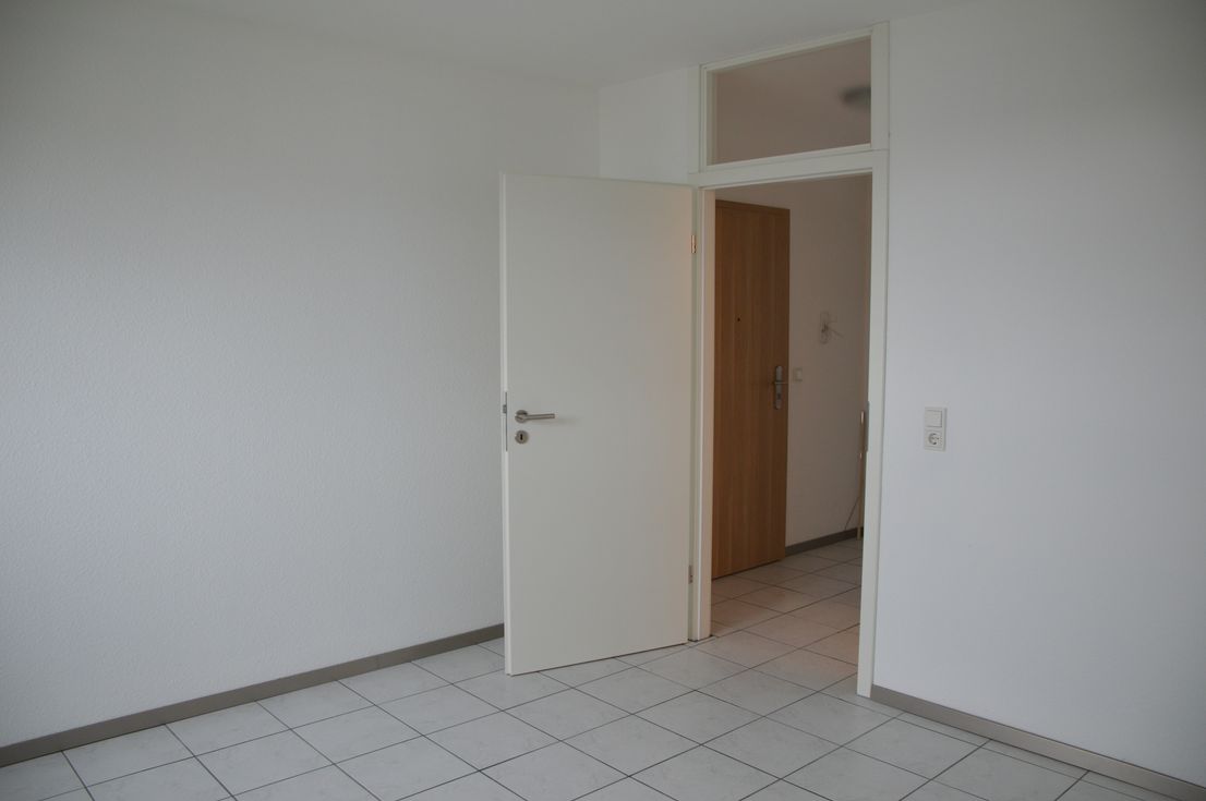 DSC_0002 -- Erstbezug nach Sanierung mit EBK und Balkon: schöne 2-Zimmer-Wohnung in Homburg/Saar