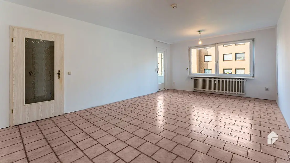 Wohnzimmer 1 -- Gut aufgeteilte 3-Zimmer-Wohnung mit Balkon und Stellplatz in Henstedt-Ulzburg