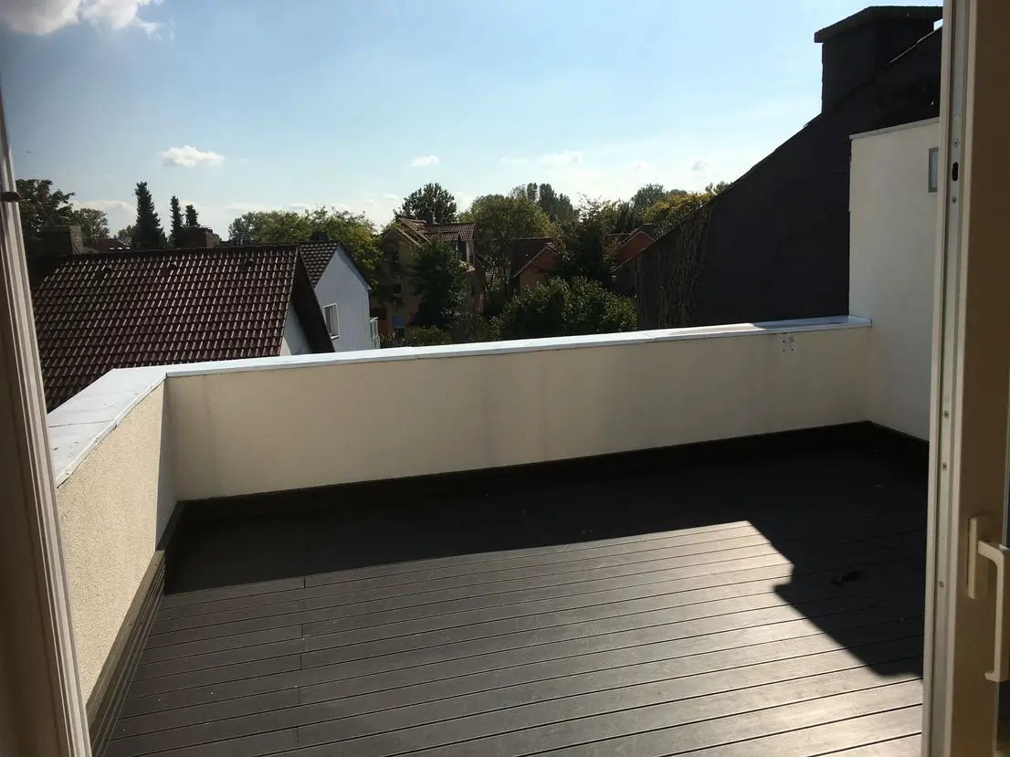 14 -- Traumhaft schöne 3 ZKB in Maintal Dörnigheim mit Dachterrasse mit einem Penthouse über den Dächern..