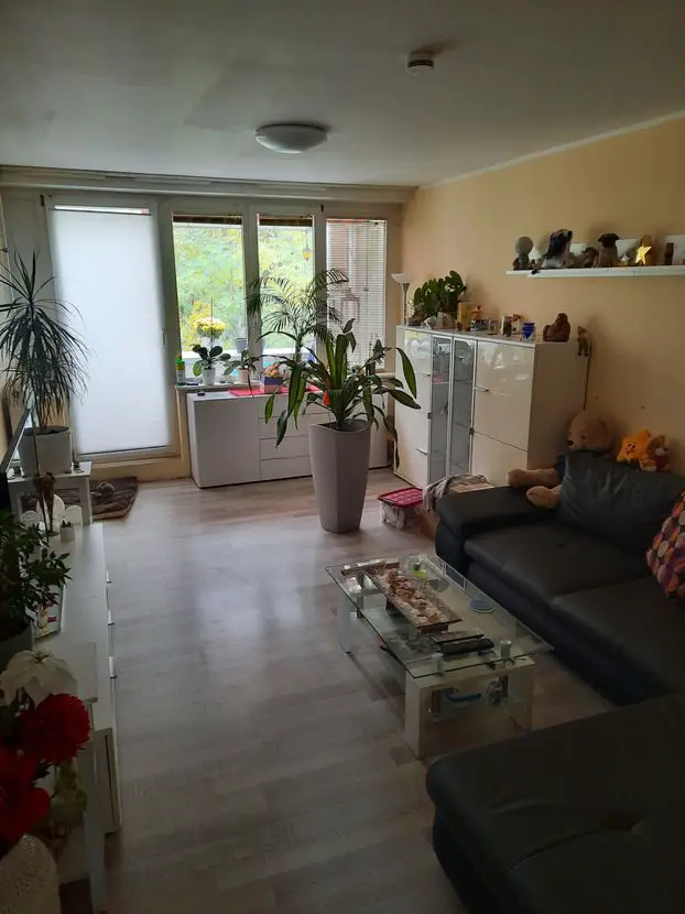 20201020_151825 -- Schöne 3-Raum-Wohnung mit EBK und Balkon in Beelitz
