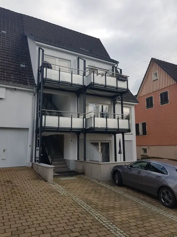 20201119_125713 -- Gepflegte 2,5-Zimmer-Wohnung mit Balkon und EBK in Eutingen im Gäu