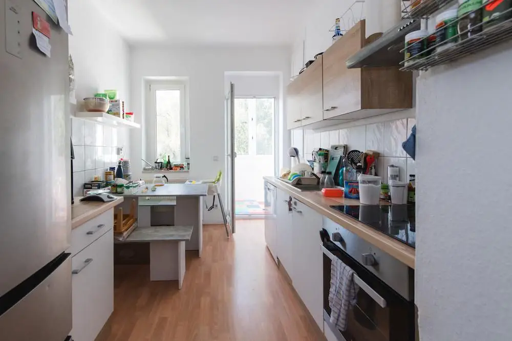 Ansicht I: Küche -- Wunderschöne 3 Zimmer Wohnung mit Loggia in Leipzig