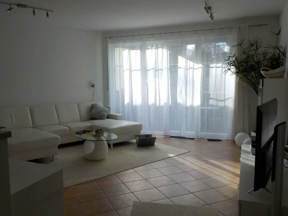 DSCN1093 -- Exklusive 3-Zimmer-Wohnung mit Terrasse und EBK in München - Trudering-Riem