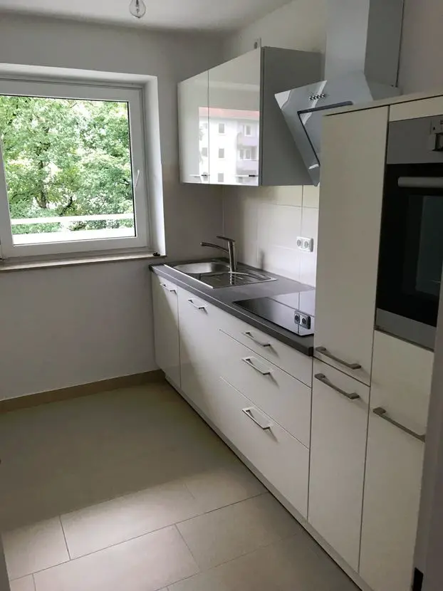 Küche -- 3-Zimmer-Wohnung in Schwabing Nord