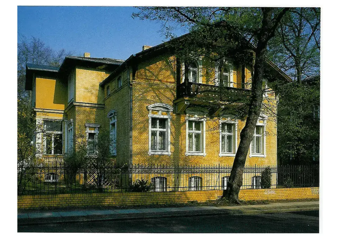 Frontansicht20L14 -- Monument listed Villa, 13 rooms, 510 qm, Charlottenburg, close Berlin British School