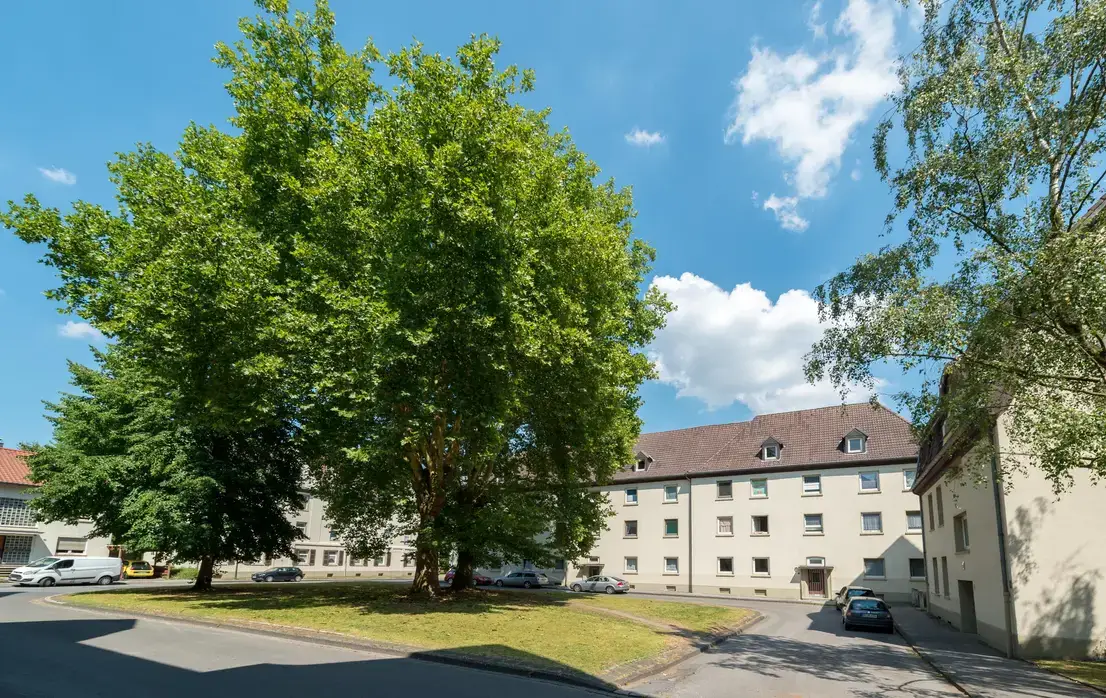 0 Innenansichten -- Einziehen in die Westhausener Höfe -bezugsfertige 2 Zimmerwohnung mit neuen Badezimmer-
