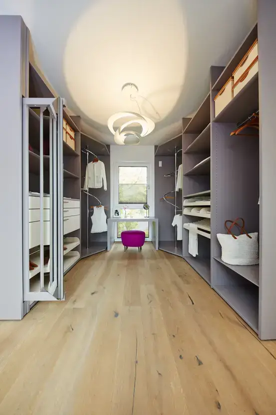 Ankleide -- Praktischer Kleinfamilientraum - komfortabel wohnen auf einer Ebene!