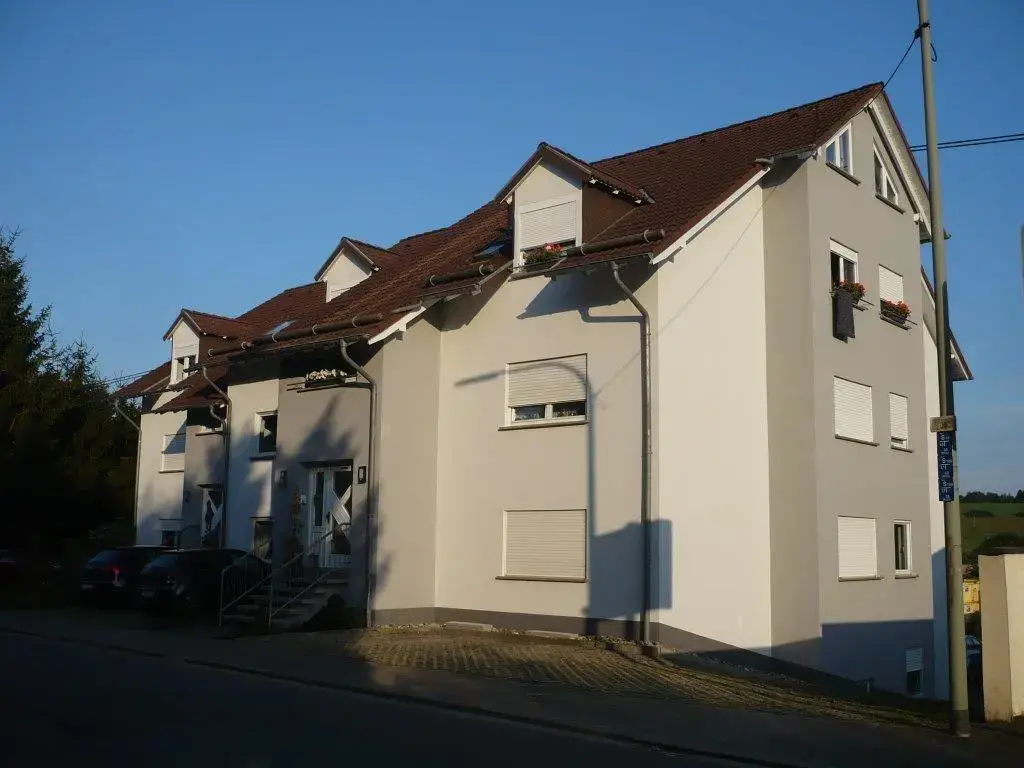 Aussen links2 -- Schöne 3 ZKB Wohnung mit gr. Balkon 66557 Illingen Uchtelfangen