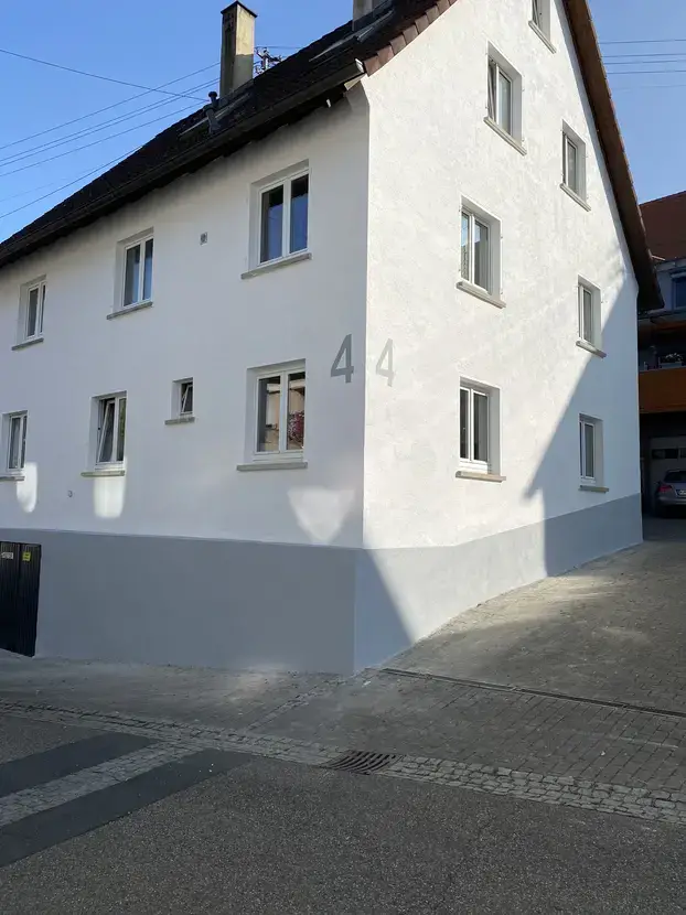 Außenansicht_3 -- Vollständig renovierte 4-Zimmer-Maisonette-Wohnung mit EBK in Künzelsau