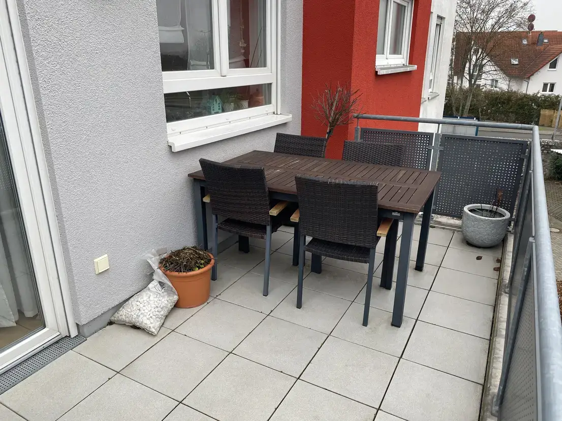 Balkon -- Wohnung mit Top-Ausstattung in SCHLOSSNÄHE!