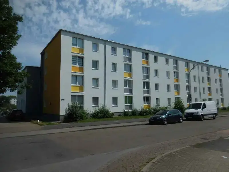 Hausansicht -- 3 Raum Wohnung in Duisburg zu vermieten