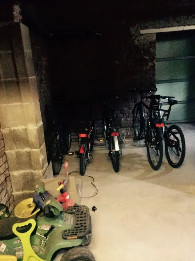 Fahrradraum -- 3 - Raumwohnung in Freital
