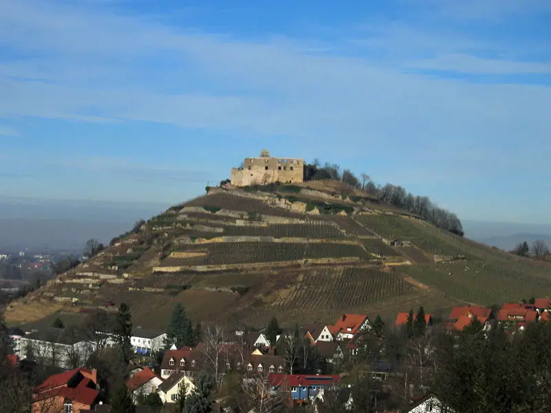 Burg von Staufen -- Staufen - Wohnen in der Altstadt