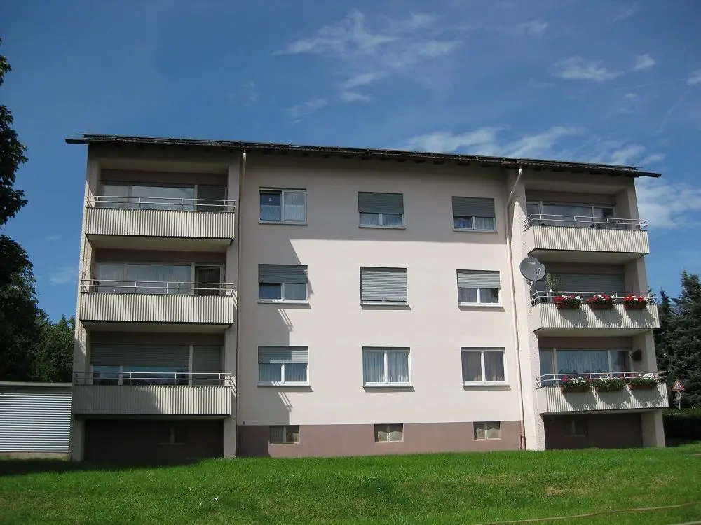 /var/www/vhosts/typo3-familien -- Hardheim: Helle und geräumige 4-Zimmer-Wohnung mit Balkon
