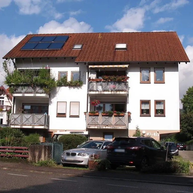 Hausansicht -- Gepflegte 2-Zimmer-Eigentumswohnung zur Kapitalanlage in Oberkirch