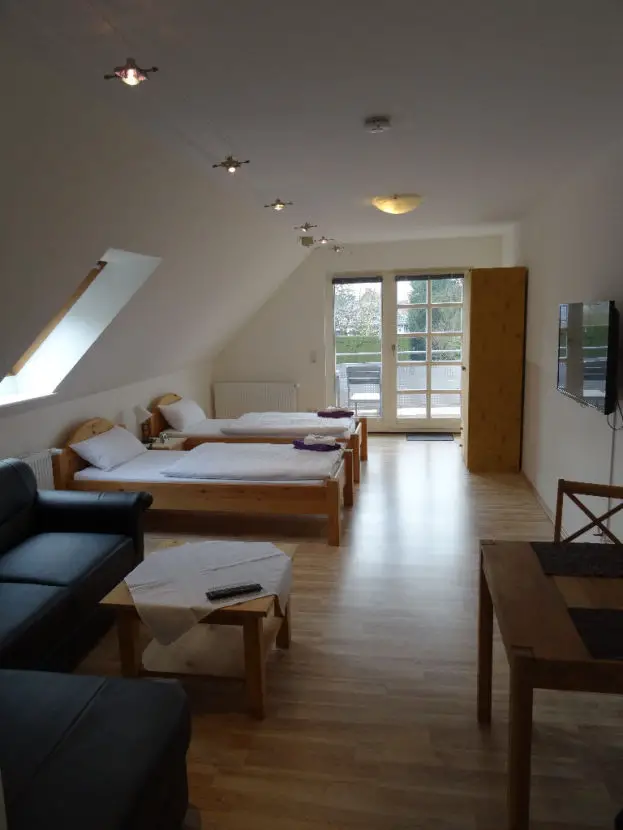 Wohnraum -- Schöne, geräumige ein Zimmer Wohnung in Ottersberg