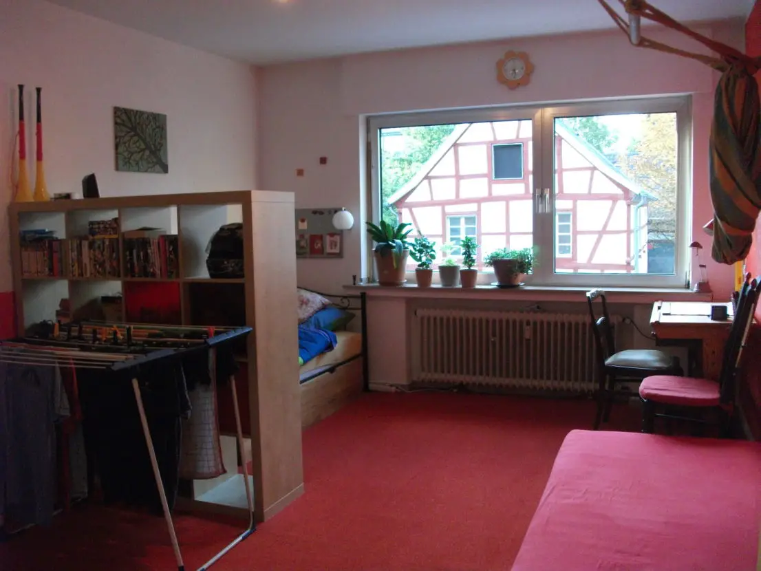 Kinderzimmer -- Hürth, schöne, helle 3 Zimmerwohnung (78m²) mit Balkon in Ruhiglage