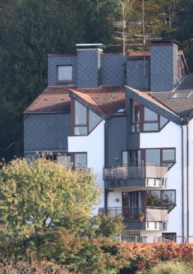 Wohnung in Essen (Heidhausen) zum Kauf mit 4,5 Zimmer und 120 m² Wohnfläche. Ausstattung: Etagenheizung, gepflegt.