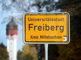 Freiberg -- Einzelgrundstück in Freiberg Stadtlage zu verkaufen