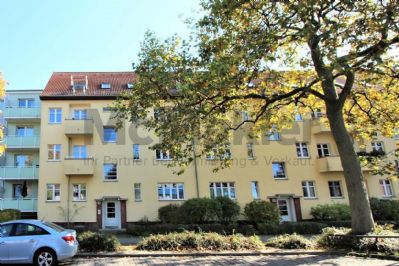 Wohnung in Berlin (Rosenthal) zum Kauf mit 2 Zimmer und 61,15 m² Wohnfläche. Ausstattung: Balkon, Bad mit Wanne, Kelleranteil, gepflegt, Standard.