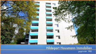 Etagenwohnung in Hamburg (Groß Borstel) zur Miete mit 1 Zimmer und 35,7 m² Wohnfläche. Ausstattung: Personenaufzug, Balkon, Massiv, Fliesenboden, Parkettboden, Fernheizung.
