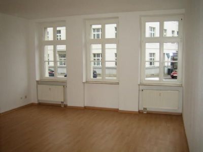 Wohnung in Leipzig (Möckern) zur Miete mit 3 Zimmer und 87,54 m² Wohnfläche. Ausstattung: Denkmalschutz-Afa, Balkon, Garten, Terrasse, Laminat, frei werdend.