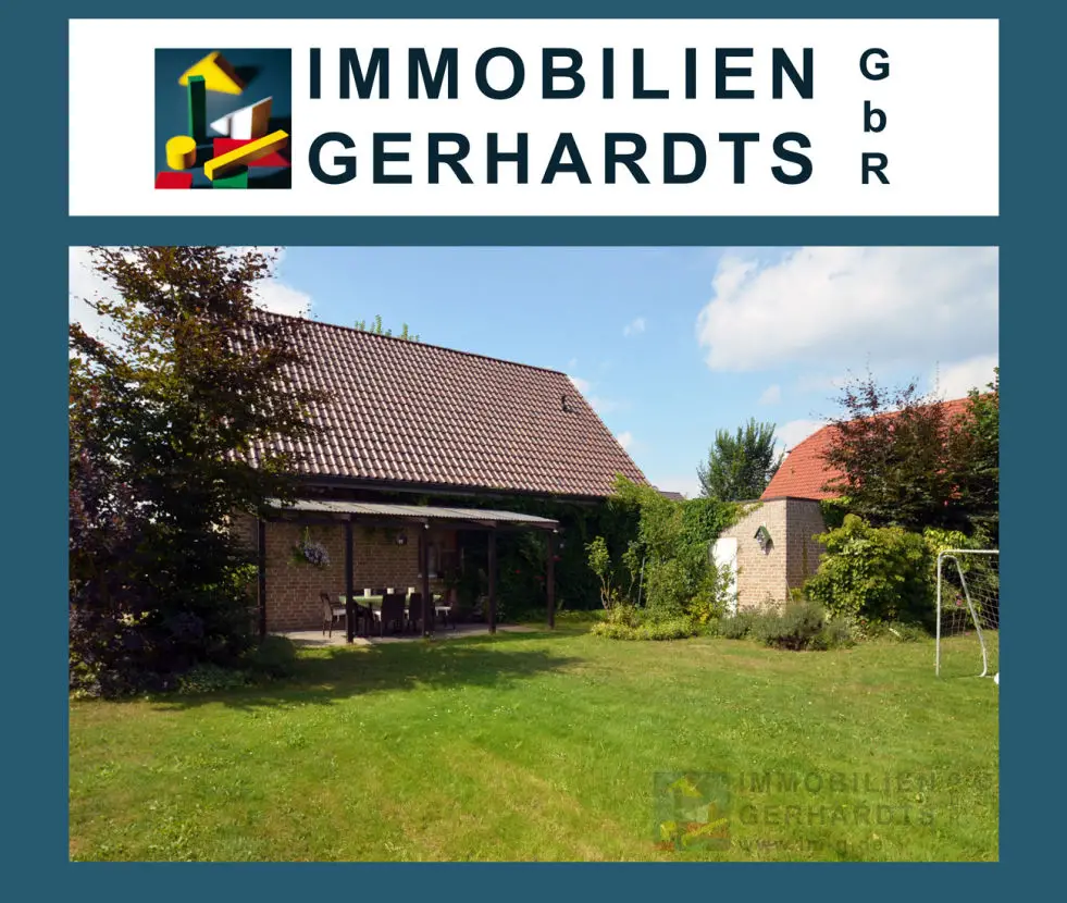 Gartenansicht -- Das ideale Zuhause für Ihre Familie in Brüggen-Bracht zu mieten! Großer Garten!