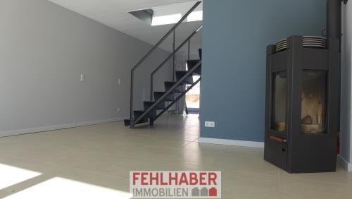 Wohnzimmer -- Modern und gepflegt - Reihenhaus mit Kamin zentral in Greifswald