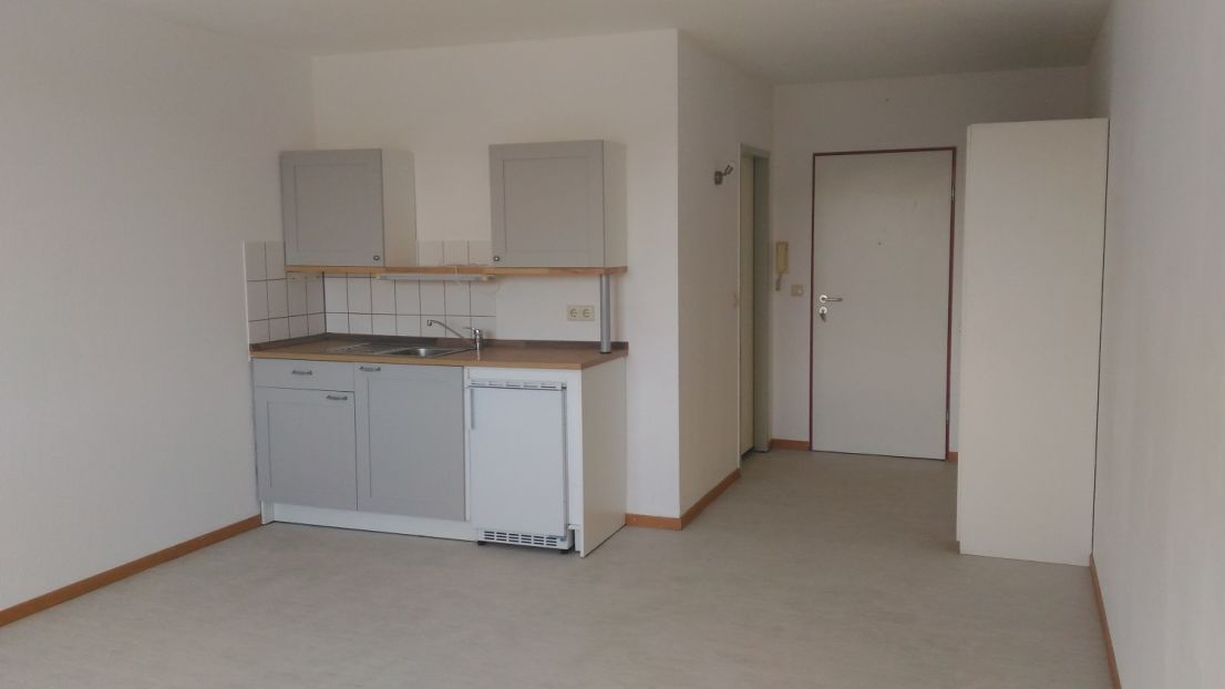 1 Zimmer Wohnung Zu Vermieten Fraunhoferstrasse 4 97076 Wurzburg Lengfeld Mapio Net