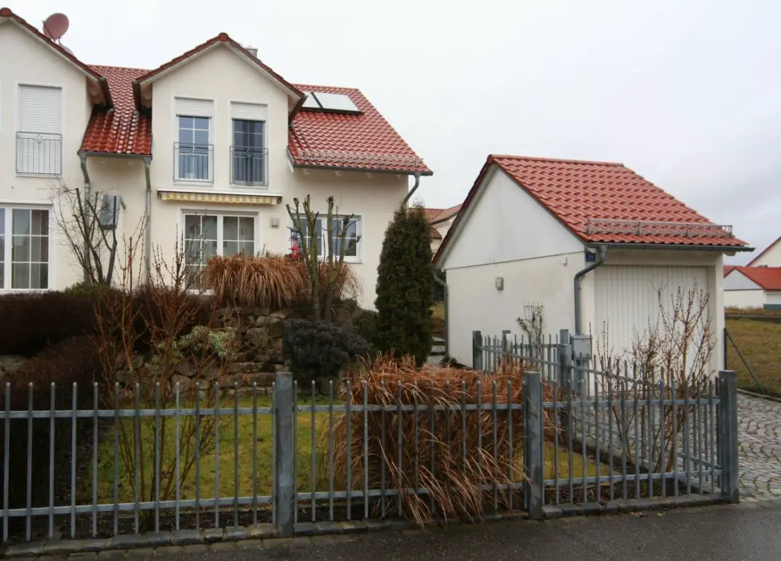 Img_4097 -- Doppelhaushälfte mit sechs Zimmern in Buxheim