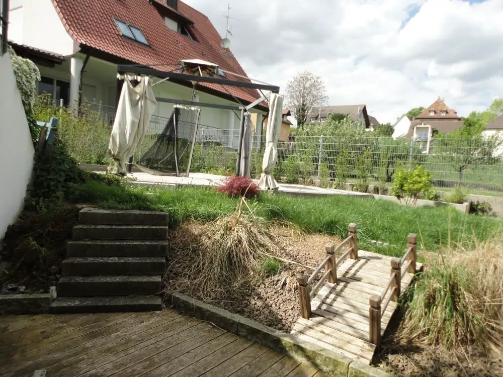 Garten2 -- +++ Sofortbezug: 2-Zi.-Wohnung in Bad Krozingen mit großem Garten +++